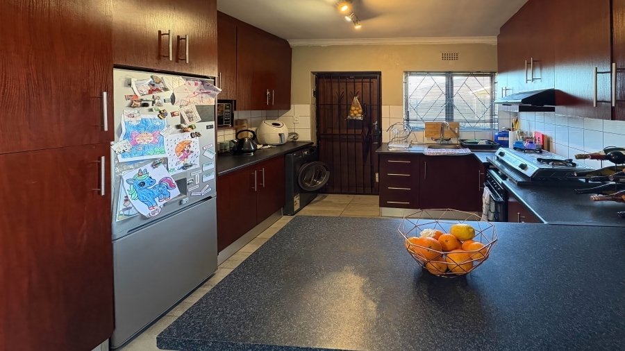 2 Bedroom Property for Sale in Belmont Park Western Cape